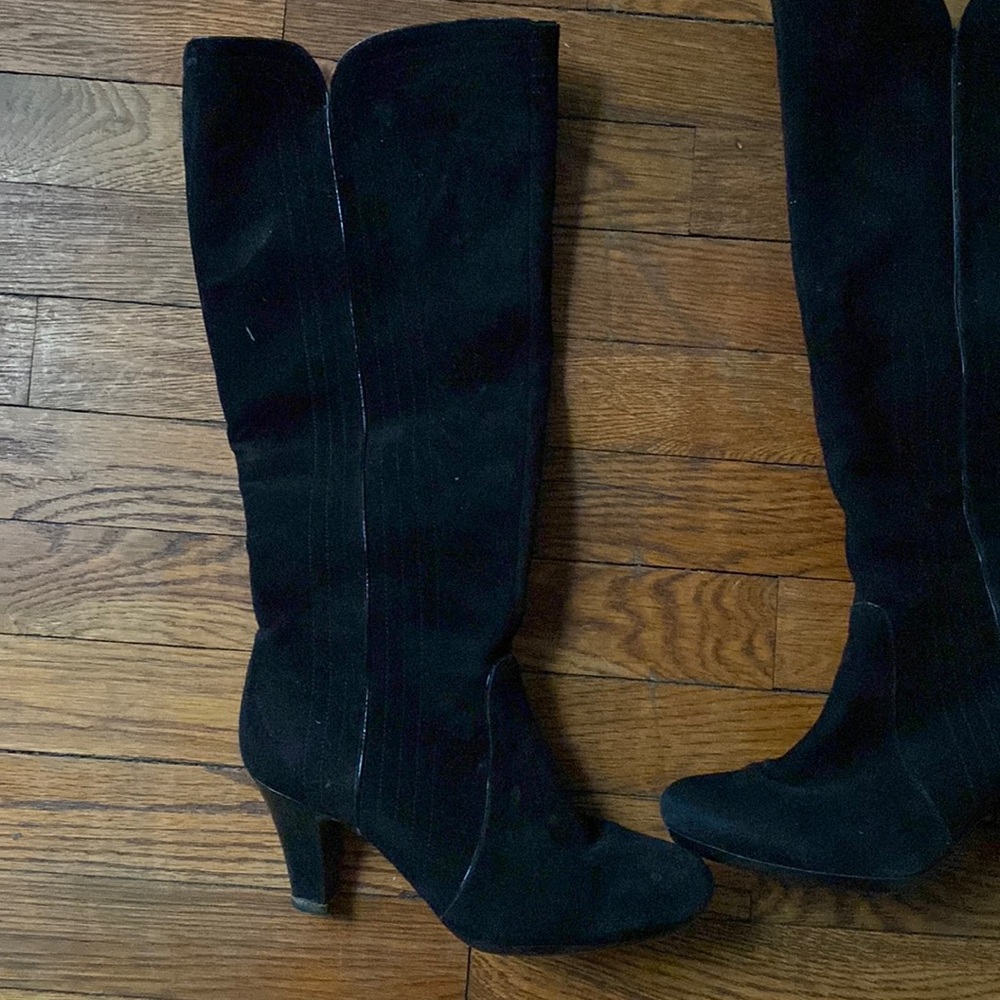 Tall black suede boots Clark’s size 6